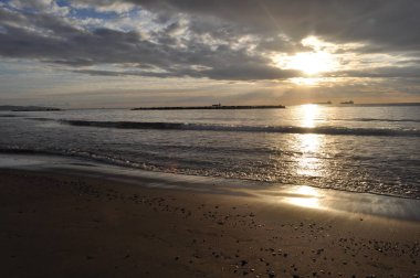 Güzel gün batımı doğal deniz manzara