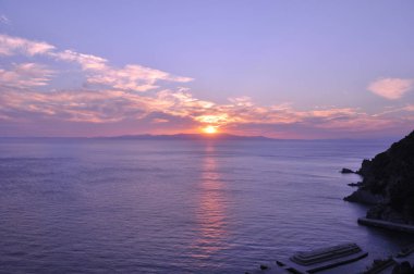 Güzel gün batımı doğal deniz manzara