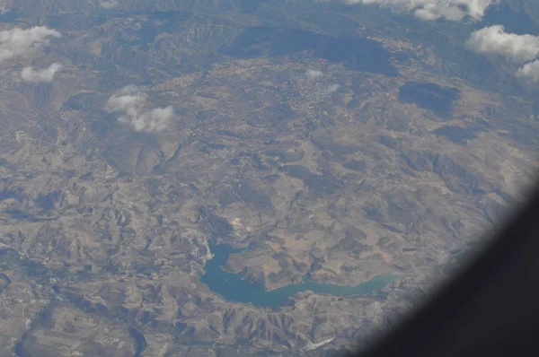 飛行機の窓からの美しい眺め キプロス — ストック写真