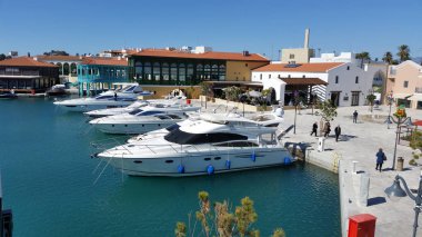 Kıbrıs'ta güzel Limasol Marina