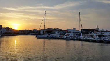 Kıbrıs'ta güzel Limasol Marina