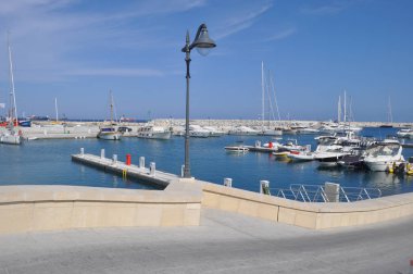 Kıbrıs'ta güzel Limasol Marina