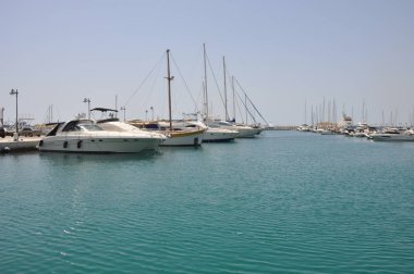 Kıbrıs'ta güzel Limasol Marina