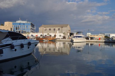Kıbrıs'ta güzel Limasol Marina