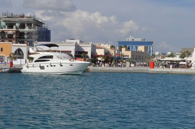 Kıbrıs'ta güzel Limasol Marina