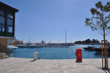 Kıbrıs'ta güzel Limasol Marina