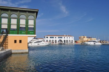 Kıbrıs'ta güzel Limasol Marina