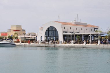 Kıbrıs'ta güzel Limasol Marina