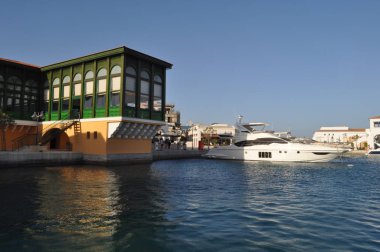 Kıbrıs'ta güzel Limasol Marina