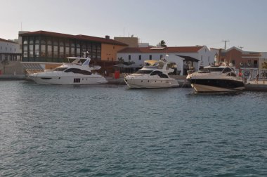 Kıbrıs'ta güzel Limasol Marina