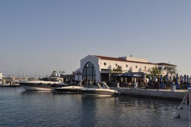 Kıbrıs'ta güzel Limasol Marina