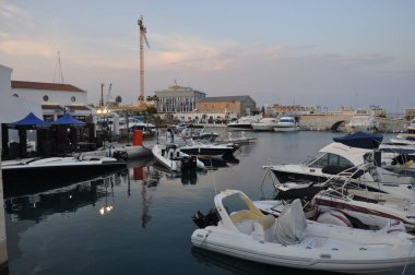 Kıbrıs'ta güzel Limasol Marina