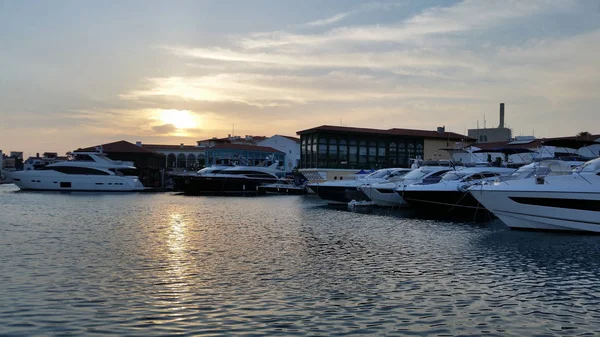 Kıbrıs Güzel Limasol Marina — Stok fotoğraf