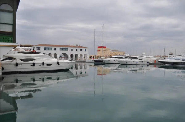 Gyönyörű Limassol Marina Cipruson — Stock Fotó