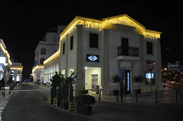 Όμορφη Χριστουγεννιάτικη Μαρίνα Λεμεσού Στην Κύπρο — Φωτογραφία Αρχείου