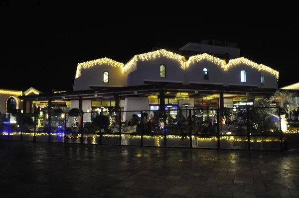 Kıbrıs'ta güzel Noel Gecesi Limasol Marina