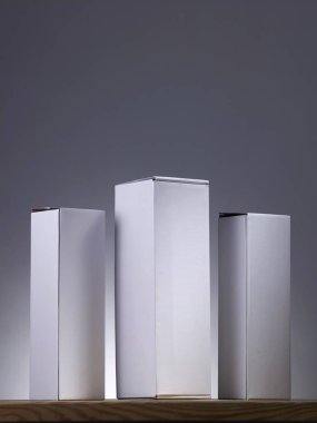 boş beyaz kağıt kutusu ahşap tablo