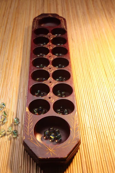 Congkak Traditionelles Asiatisches Spiel Auf Holzgrund — Stockfoto