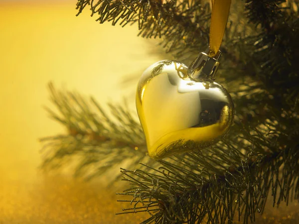 Adorno Forma Corazón Árbol Navidad — Foto de Stock