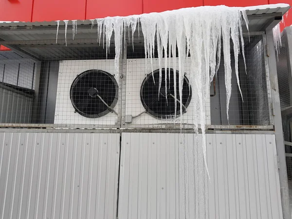 Ice Icicles Hang Icy Air Conditioner — Stock Photo, Image