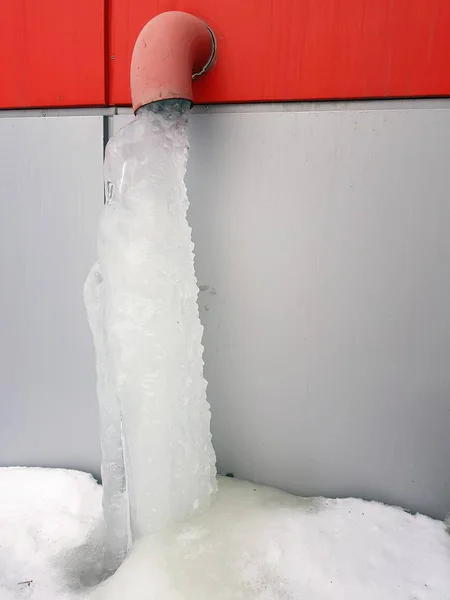 Небезпечні Бурульки Блоки Льоду Взимку — стокове фото