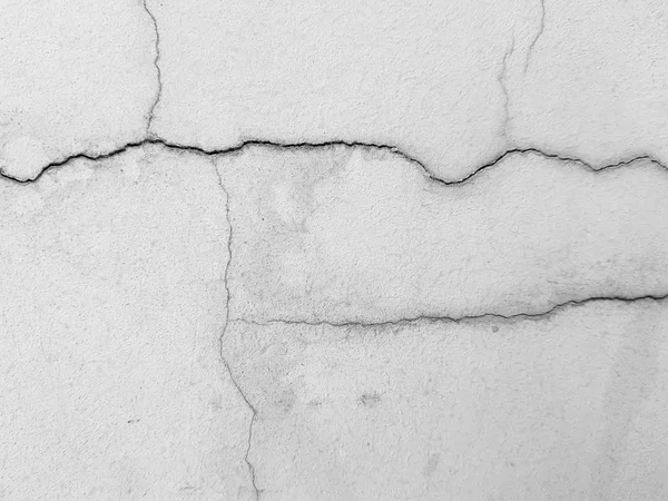 Concrete in cracks or cracks in plaster — 图库照片