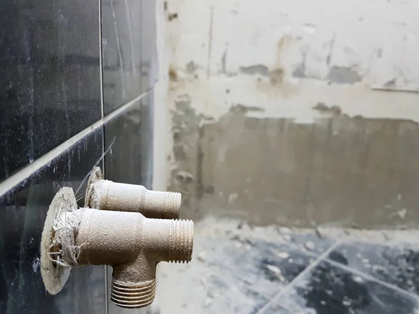 Reparación en el baño y fontanería — Foto de Stock