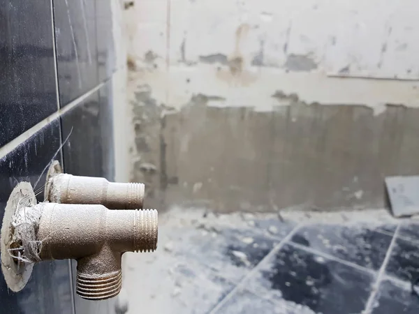 Reparación en el baño y fontanería — Foto de Stock