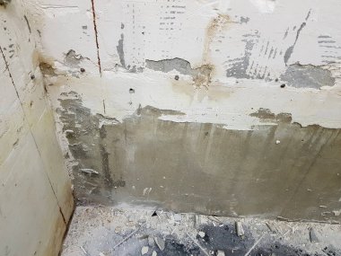 Banyo yenileme ve hizalanmış duvarlar