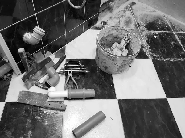 Reparación - construcción con herramientas martillo, martillo, alicates y llaves — Foto de Stock