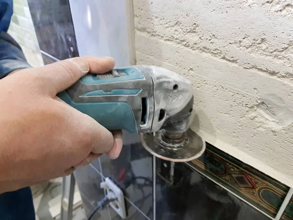 Repair - angle grinder or multi-tool