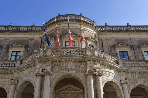 İtalya, Sicilya, noto (siracusa Eyaleti), ducezio Sarayı Barok Cephesi (1746)
