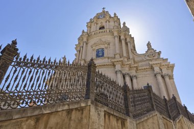 İtalya, Sicilya, Ragusa Ibla, görünümü barok St. George's Cathedral cephe