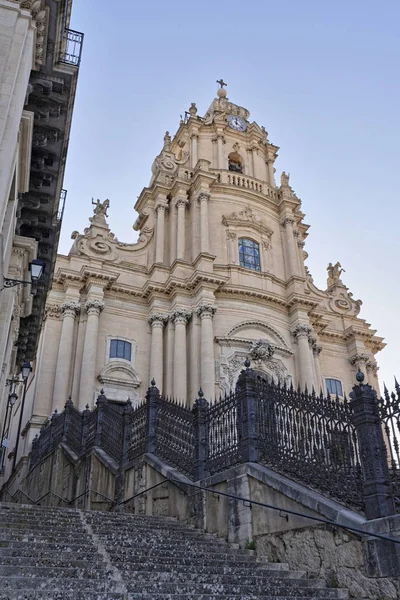 Italien Sicilien Ragusa Ibla Udsigt Den Barokke George Cathedral Facade - Stock-foto