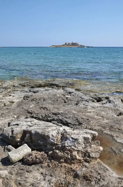 Itália Sicília Mar Mediterrâneo Portopalo Vista Costa Oriental Rochosa Siciliana — Fotografia de Stock