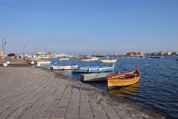 Італія Сицилія Marzamemi Провінція Сіракузи Риболовецькі Судна Порту — стокове фото