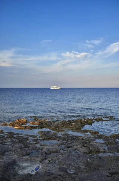 Talya Sicilya Yon Denizi Marzamemi Siracusa Eyaleti Lüks Yat Kayalık — Stok fotoğraf
