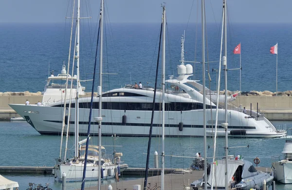 Italia Sicilia Mar Mediterraneo Marina Ragusa Agosto 2018 Grande Yacht — Foto Stock