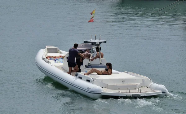 Italie Sicile Méditerranée Marina Ragusa Août 2018 Les Gens Sur — Photo