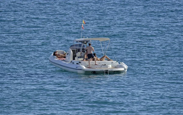 Italien Sizilien Mittelmeer Marina Ragusa August 2018 Menschen Auf Einem — Stockfoto