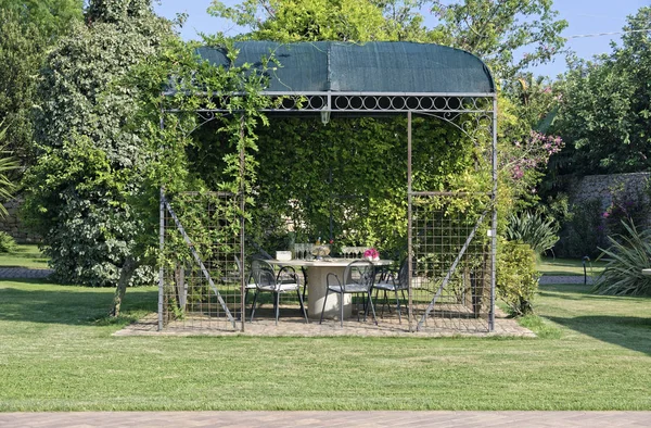 Italien Sizilien Pavillon Garten Eines Bauernhauses Auf Dem Land — Stockfoto