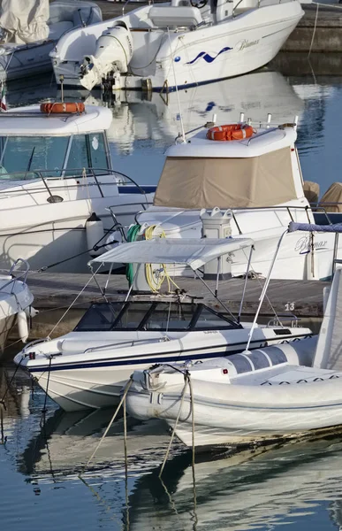 Italien Sizilien Mittelmeer Marina Ragusa September 2018 Motorboote Und Luxusyachten — Stockfoto