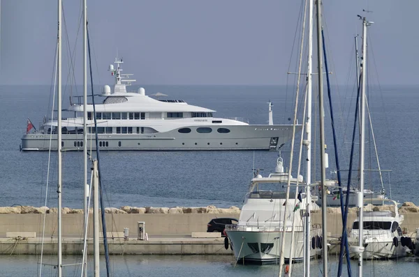 Italien Sicilien Medelhavet Marina Ragusa September 2018 Lyxbåtar Ledare — Stockfoto