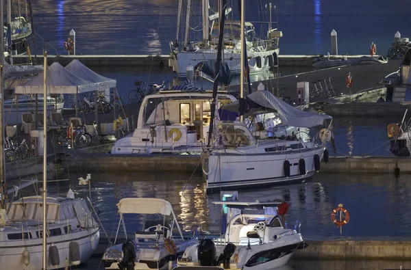 Talya Sicilya Akdeniz Marina Ragusa Eylül 2018 Tekneler Lüks Yatlar — Stok fotoğraf