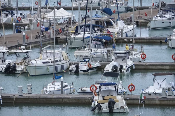 Talya Sicilya Akdeniz Marina Ragusa Eylül 2018 Motorlu Tekne Lüks — Stok fotoğraf