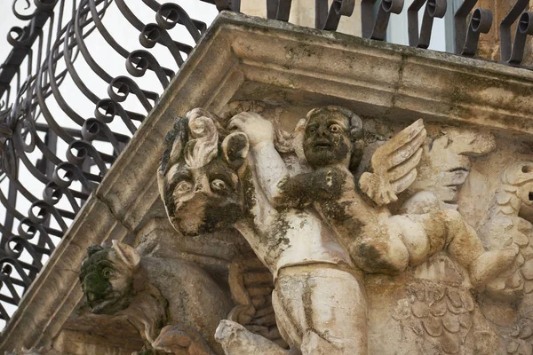 Italia Sisilia Scicli Ragusan Maakunta Unescon Barokki Fava Palace Julkisivu — kuvapankkivalokuva
