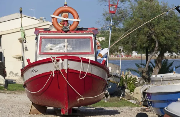 Italien Sizilien Mittelmeer Sampieri Provinz Ragusa Hölzerne Fischerboote Land — Stockfoto