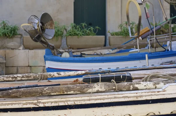 Италия Сицилия Средиземное Море Сампьери Провинция Рагуза Деревянные Рыбацкие Лодки — стоковое фото