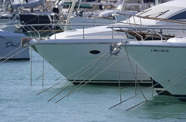 Italien Sizilien Mittelmeer Marina Ragusa Oktober 2018 Luxusyachten Hafen Leitartikel — Stockfoto