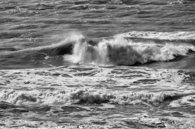 İtalya, Sicilya, Akdeniz, dalgalı deniz dalgaları